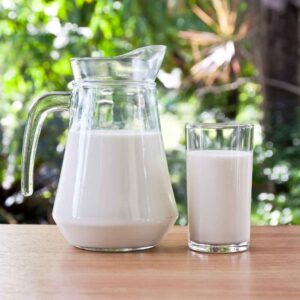 Cow Fresh milk - per litre